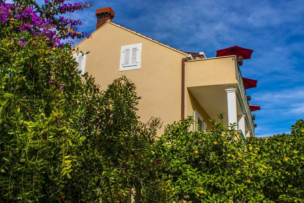 Green Park Apartments دوبروفينك الغرفة الصورة