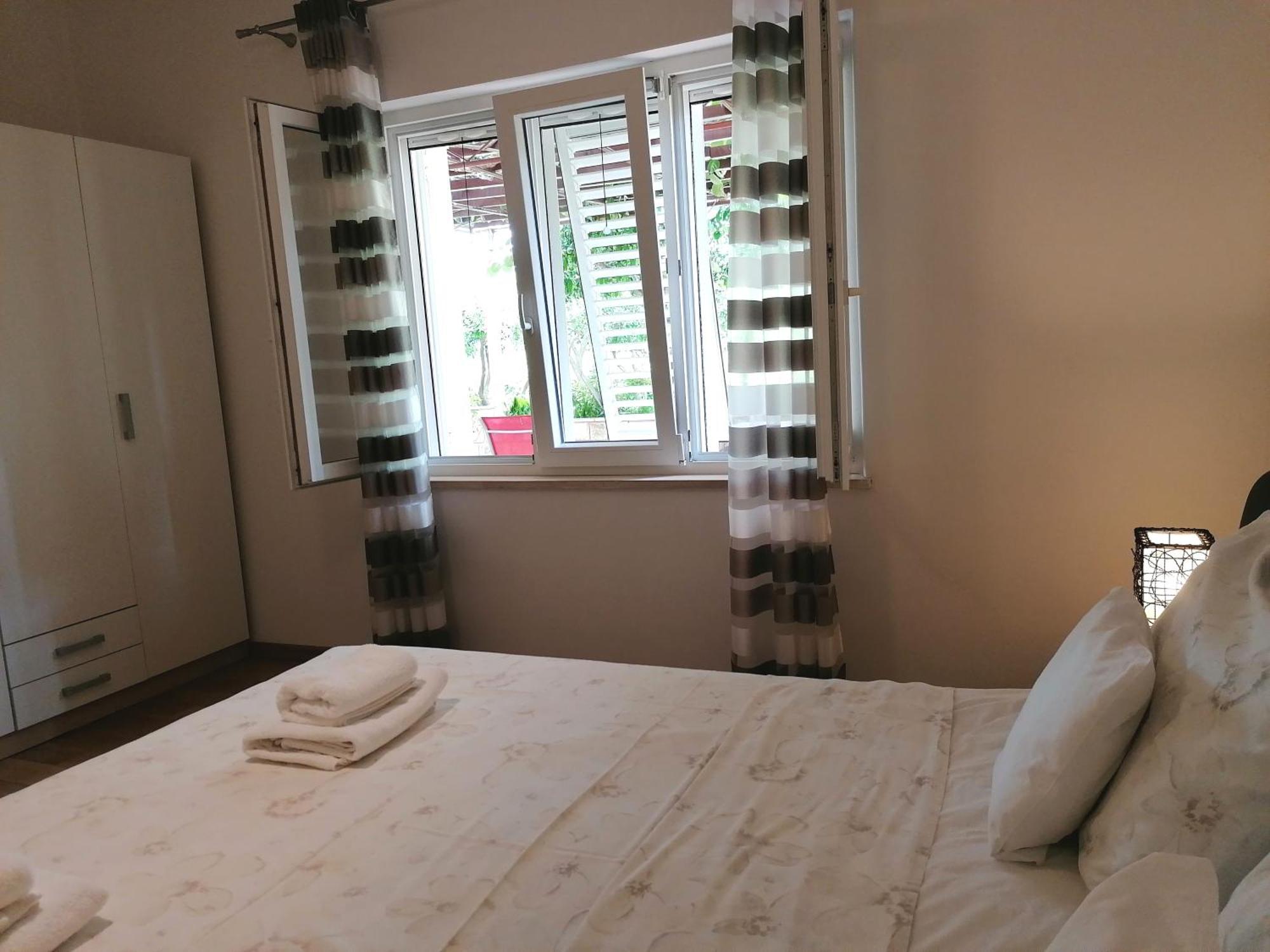 Green Park Apartments دوبروفينك المظهر الخارجي الصورة