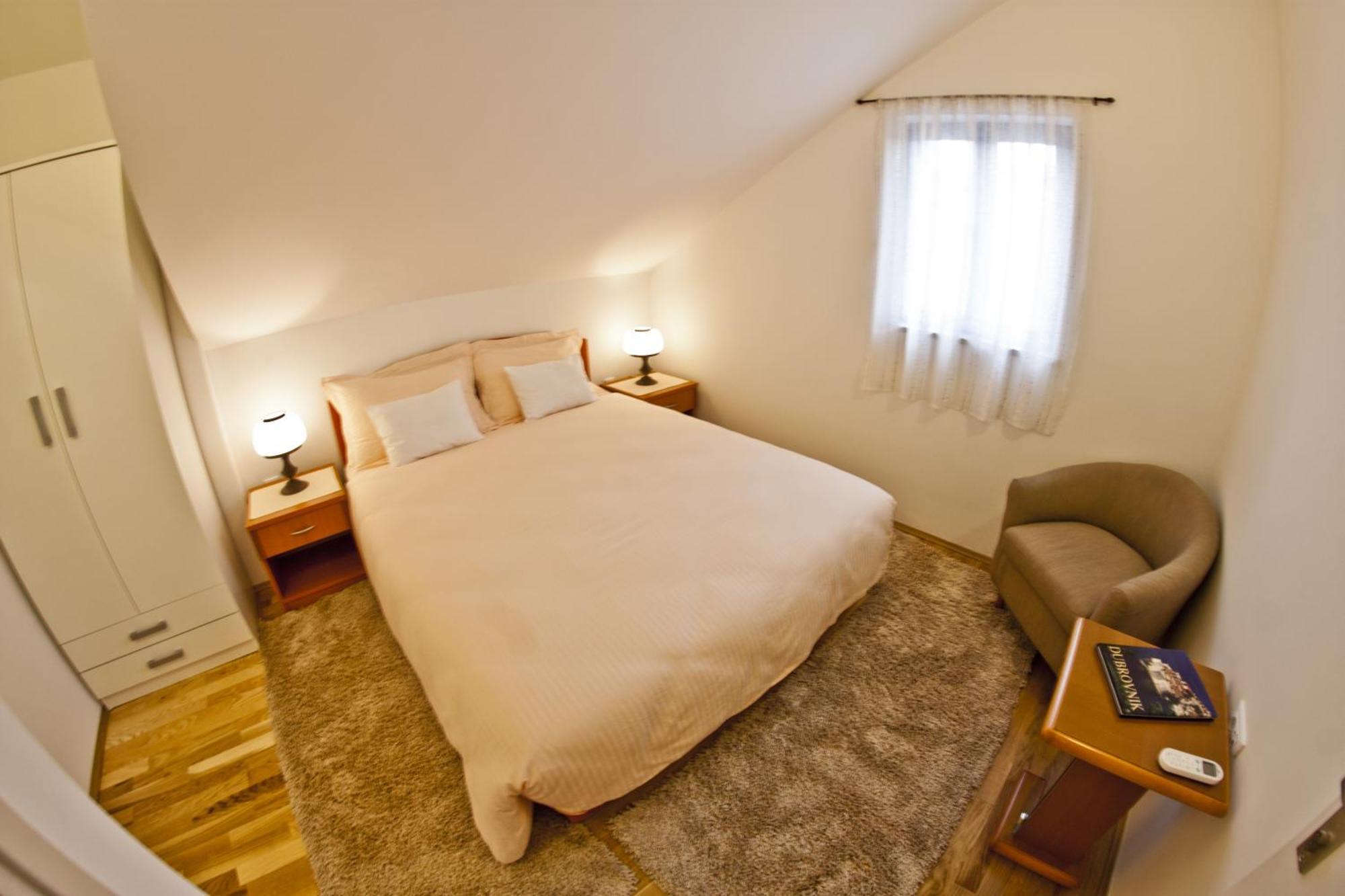 Green Park Apartments دوبروفينك الغرفة الصورة